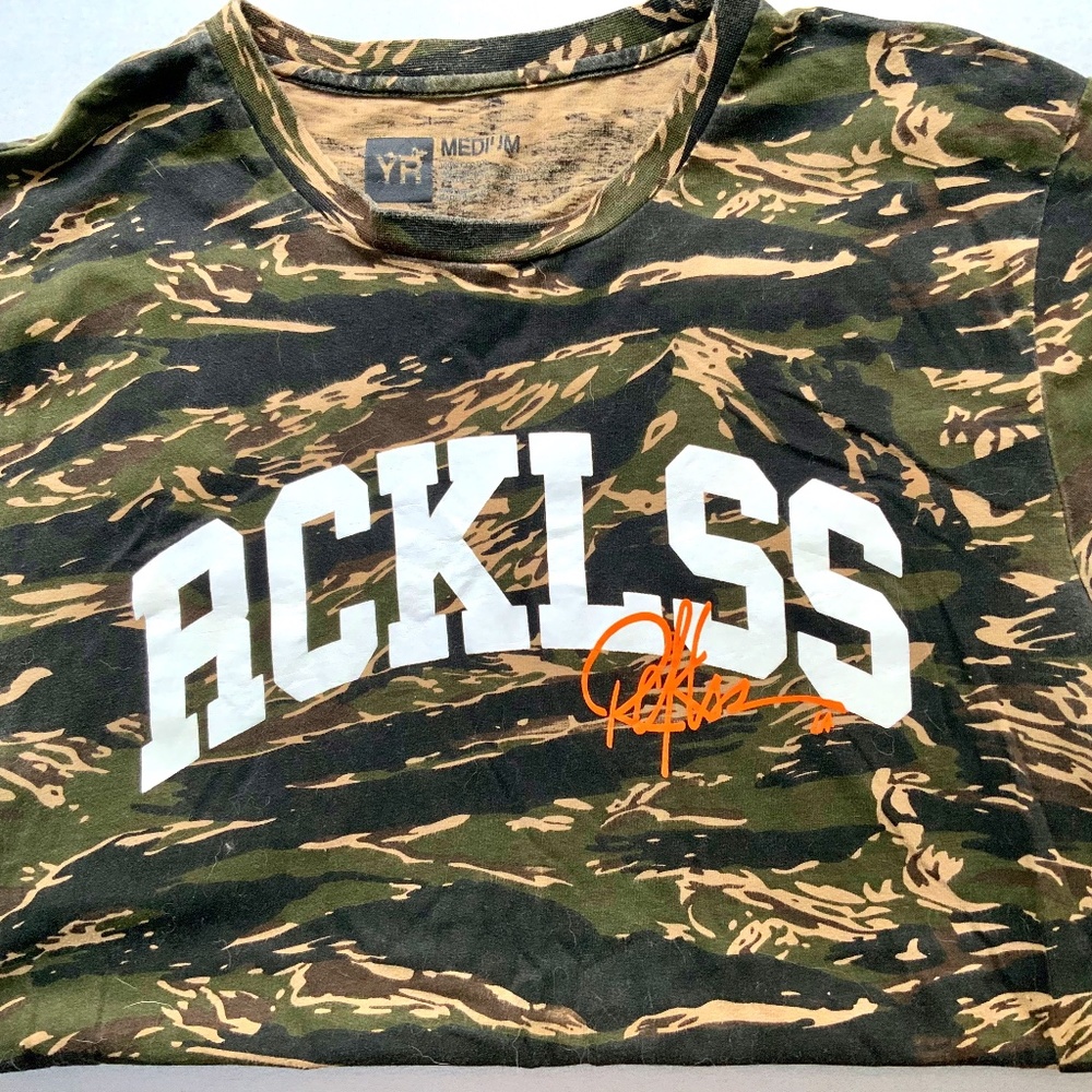 YOUNG & RCKLSS RECKLESS LOGO CAMO SHORT SLEEVE YOUNG MENS T-SHIRT SIZE M